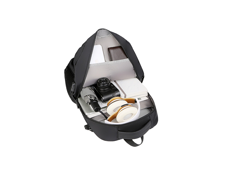 Mochila Ejecutiva WioOne para Portátil 17” Impermeable con Puerto USB - Imagen 5